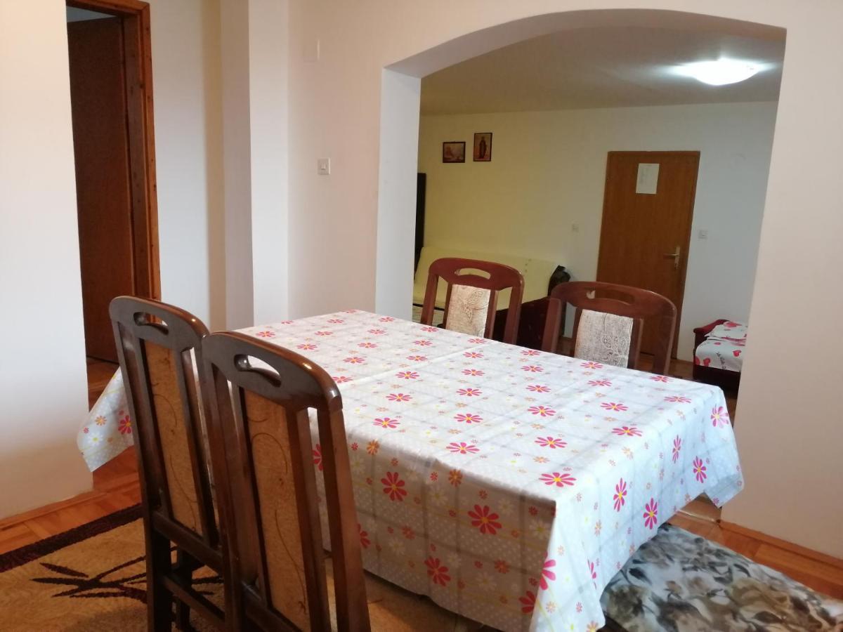 Pansion Velickovic Apartment Niska Banja Exterior foto